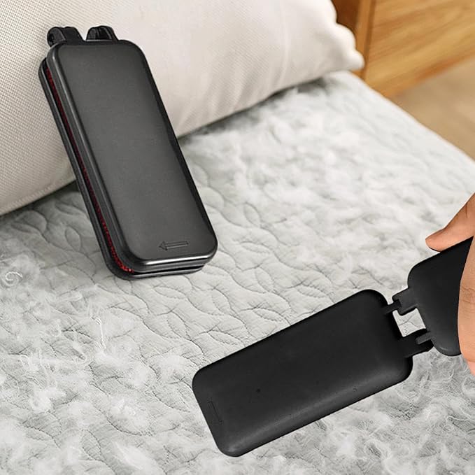 Foldable Travel Lint Brush - Reusable Portable Clothes Cleaner, Compact Fabric Remover | Small Pet Removal Tool, Multifunctional Dust Brush for Baby Clothes, Pet, or Daily Use, Gentle a