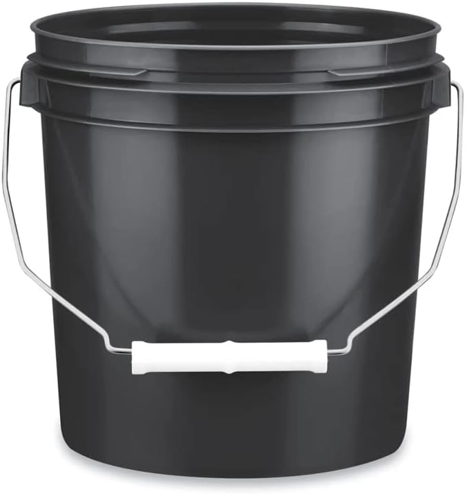 House Naturals 1 Gallon Food Grade BPA Free Bucket Container with Lids (Pack of 5) Made in USA (5, Black)