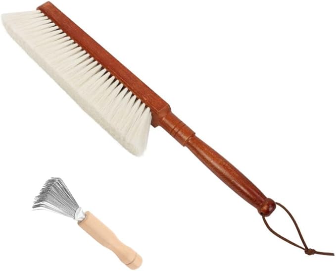 Hand Broom Brush, Hand Broom, Beech Wood Handle Soft Bristle Broom, 13.4 Inch Long Dust Brush, for Suits, Counters, Beds, Clothes, Furniture, Pet Hair, Bench, Car, Woodworking Cleaning