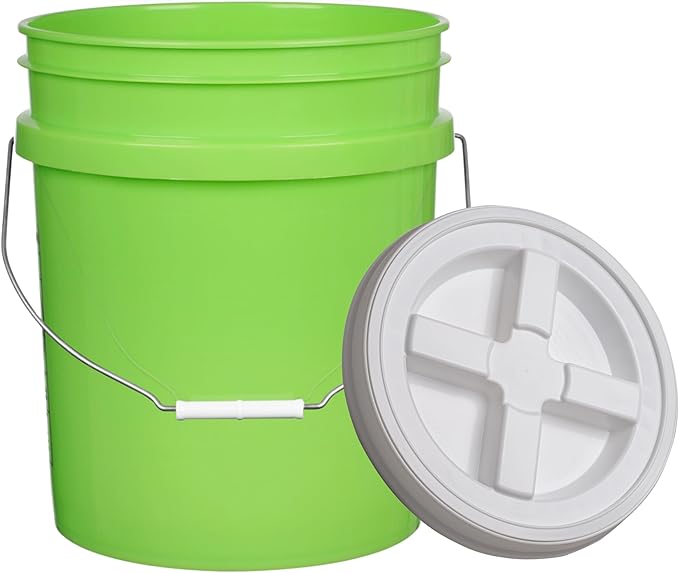House Naturals 5 Gallon Lime Color Buckets- Pack of 3- Made in USA (5 Gallon, 3, Lime - White lids)