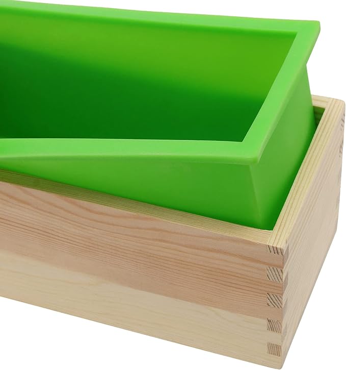 ZOENHOU 4 PCS 42oz Green Soap Molds with 4 Wooden Lids, Flexible Rectangular Silicone Soap Making Molds Kit with Wood Box DIY Tool Set for Soap Making Supplies
