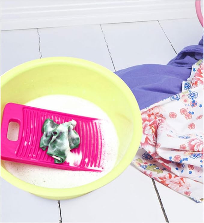 1 Pcs 11-inch Rrose Red Non-slip Mini Washboard Plastic Washboard for Home Use Suitable for Washing Small Clothes