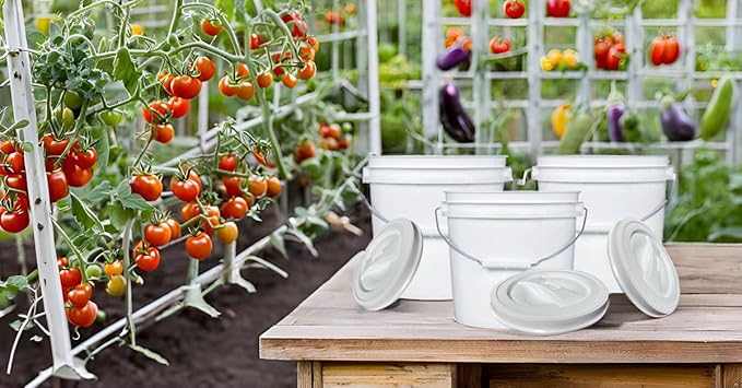 House Naturals 2 Gallon White Food Grade BPA Gree Bucket with Lid - Pack of 4 - Made in USA