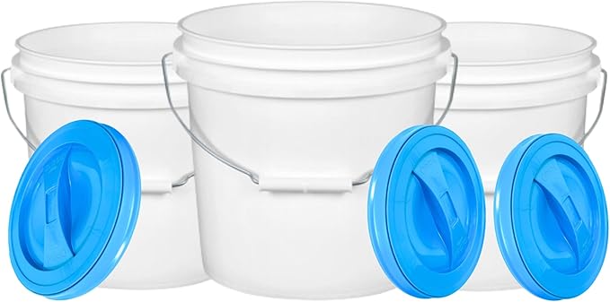 House Naturals 2 Gallon White Bucket with Screw on Lid - Pack of 3 Made in USA contrainers (White Buckets with Aqua Lids)