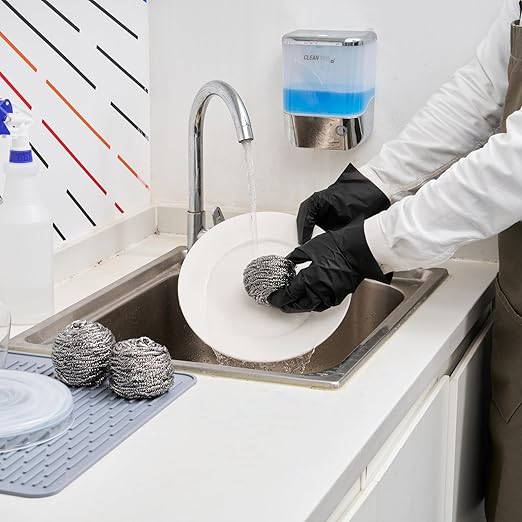 Restaurantware Stainless Steel Scrubber 100-Pack 3.15 x 3.15 x 1.969 Inches Rust-Resistant Metal Scouring Pad Durable Silver Scrub Pad for Pots and Pans Grill Cleaning Scrubber Commercial Kitchen Use