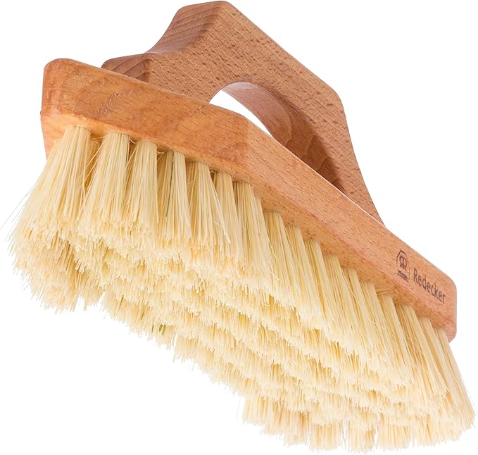 Scrubbing Brush with Bow Shaped Handle & Tampico Fibre